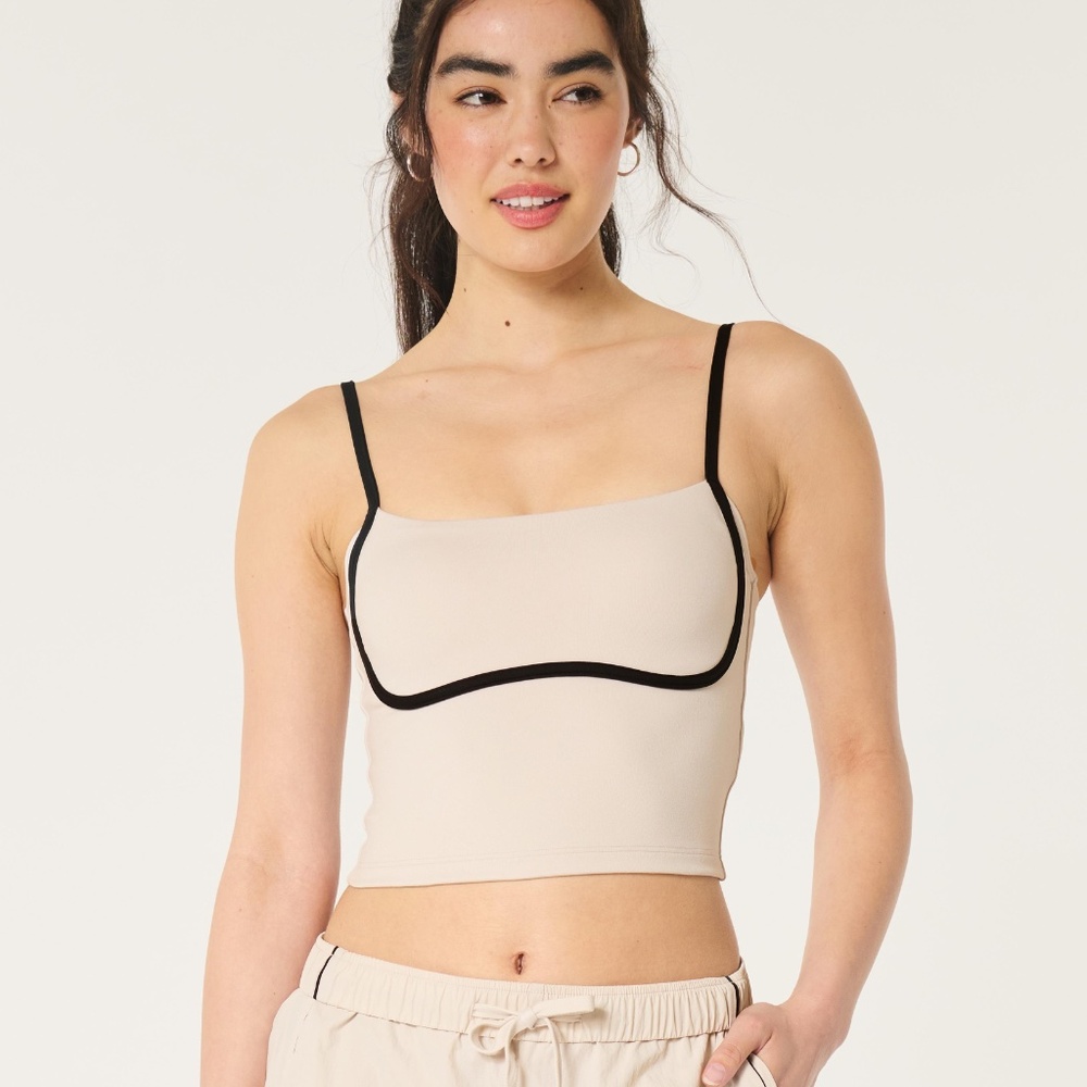 Gilly Hicks Active Recharge Under-Bust Cami M Curvy